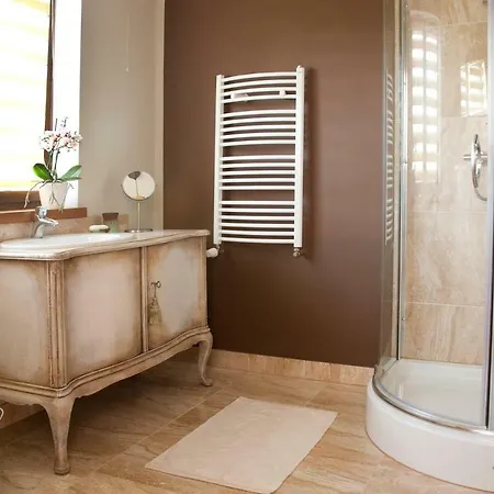 Leniuchy Apartment *